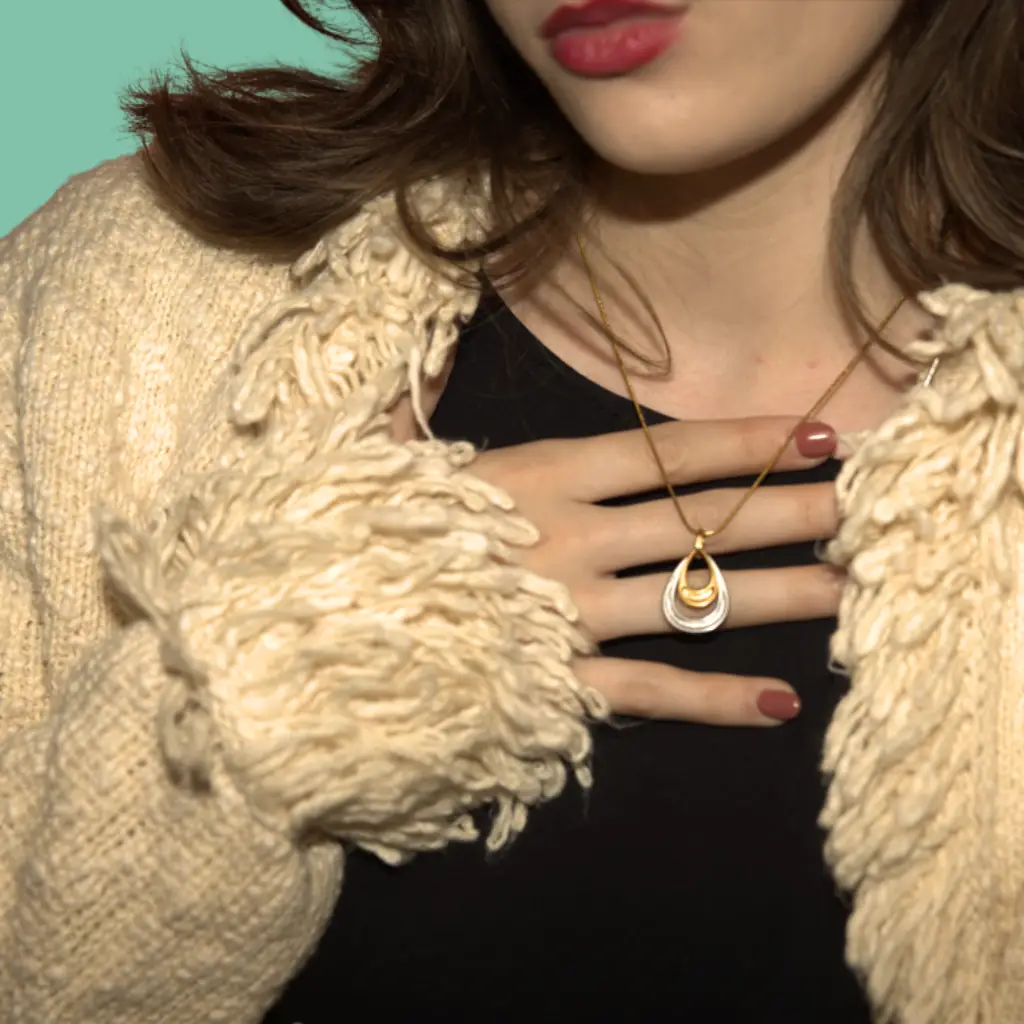 XZ117 – Gold & Silver Drop Necklace